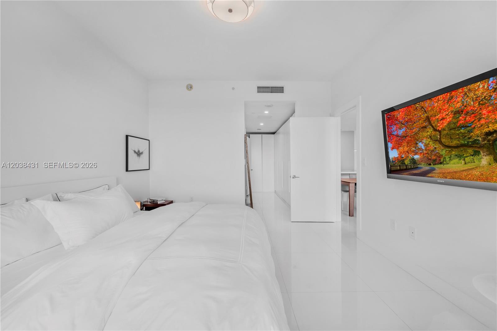 900 Biscayne Blvd # 2302
