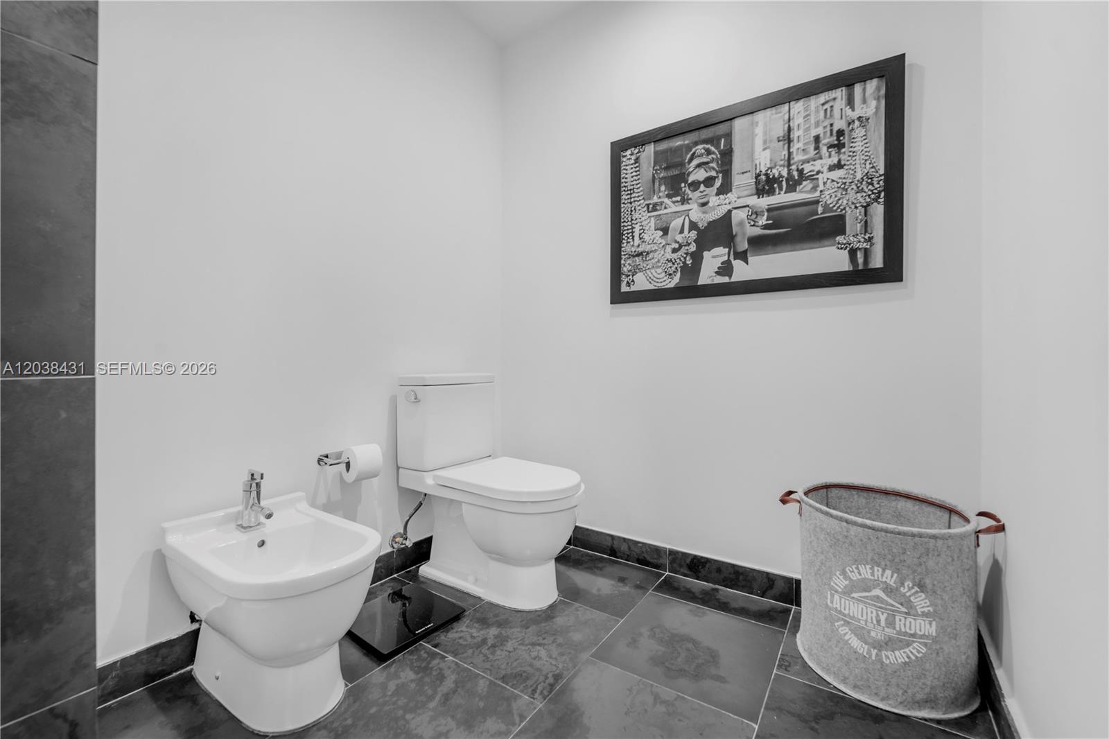 900 Biscayne Blvd # 2302