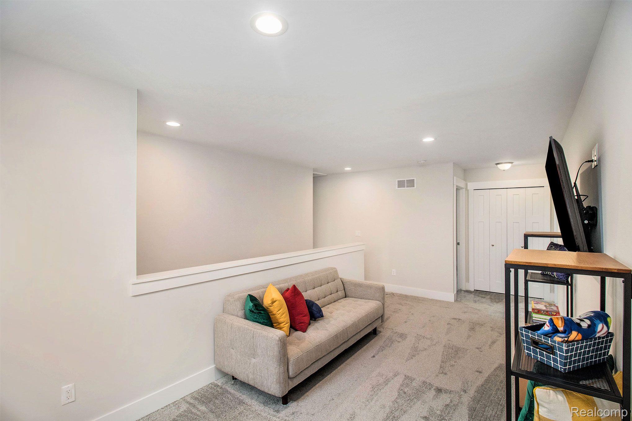 70161 ROMEO ORCHARD Drive