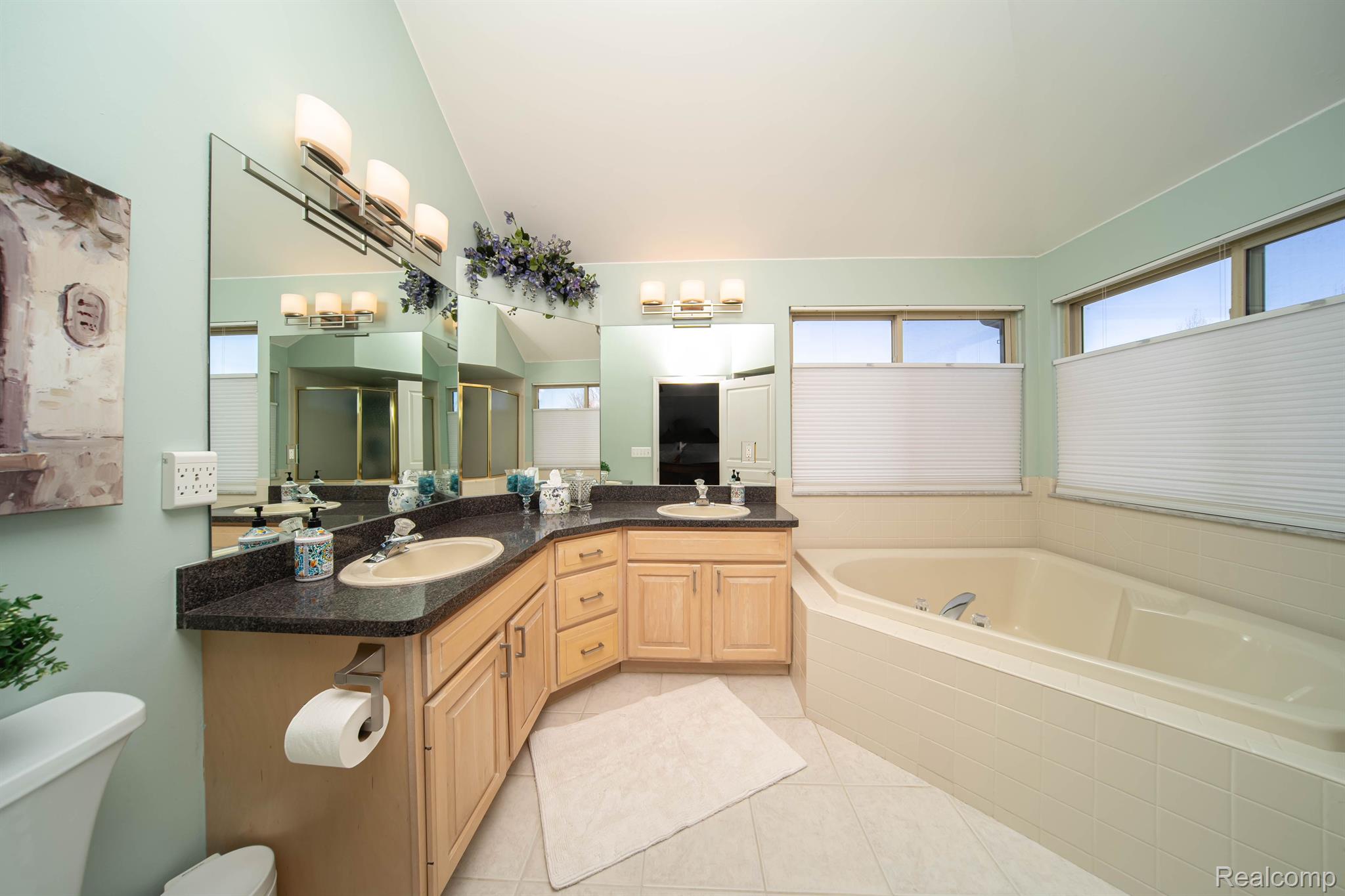 20152 WOODBRIDGE Drive