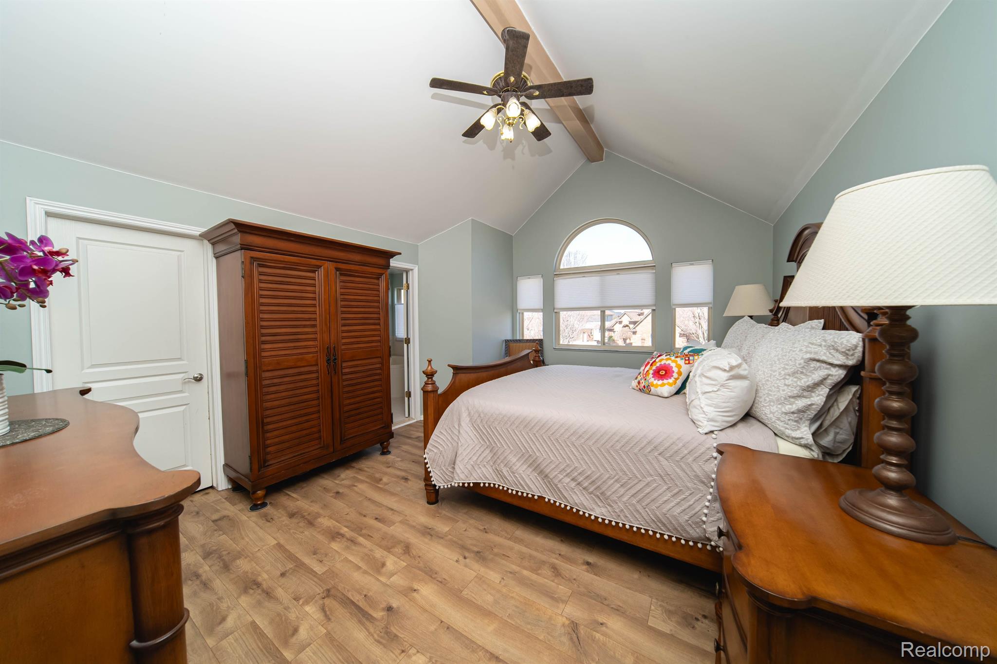 20152 WOODBRIDGE Drive