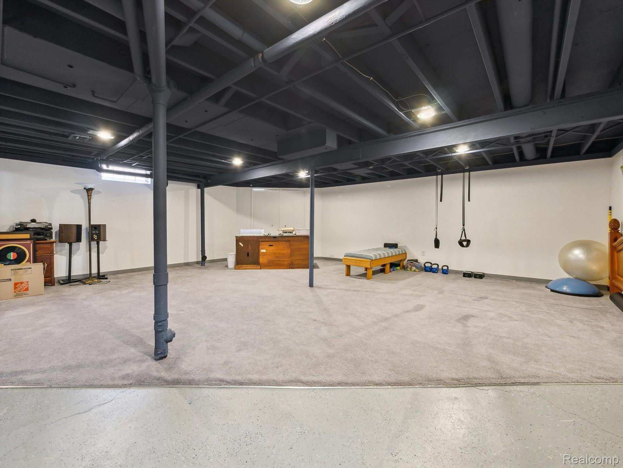 312 TANGLEWOOD Drive