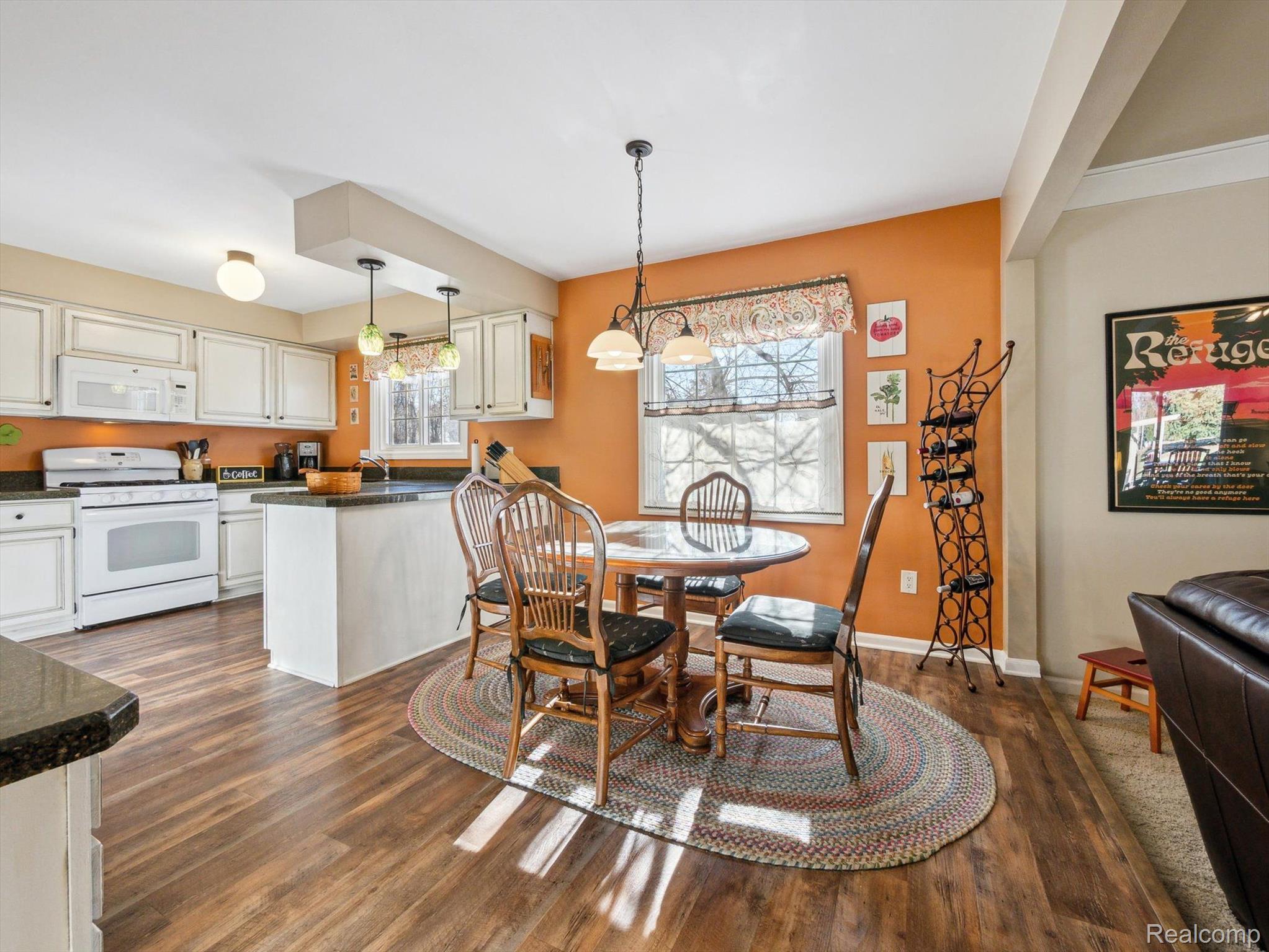 312 TANGLEWOOD Drive