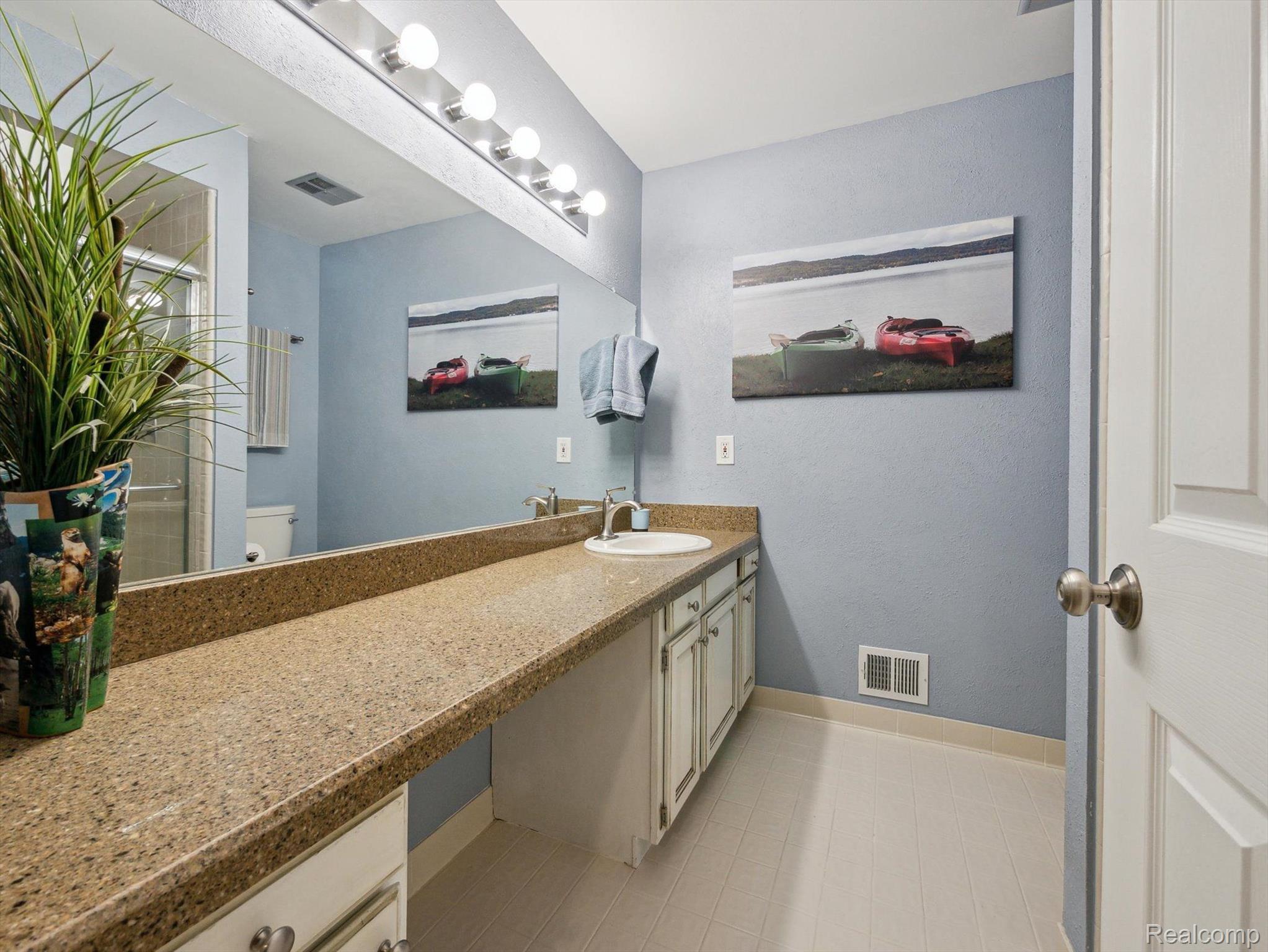 312 TANGLEWOOD Drive