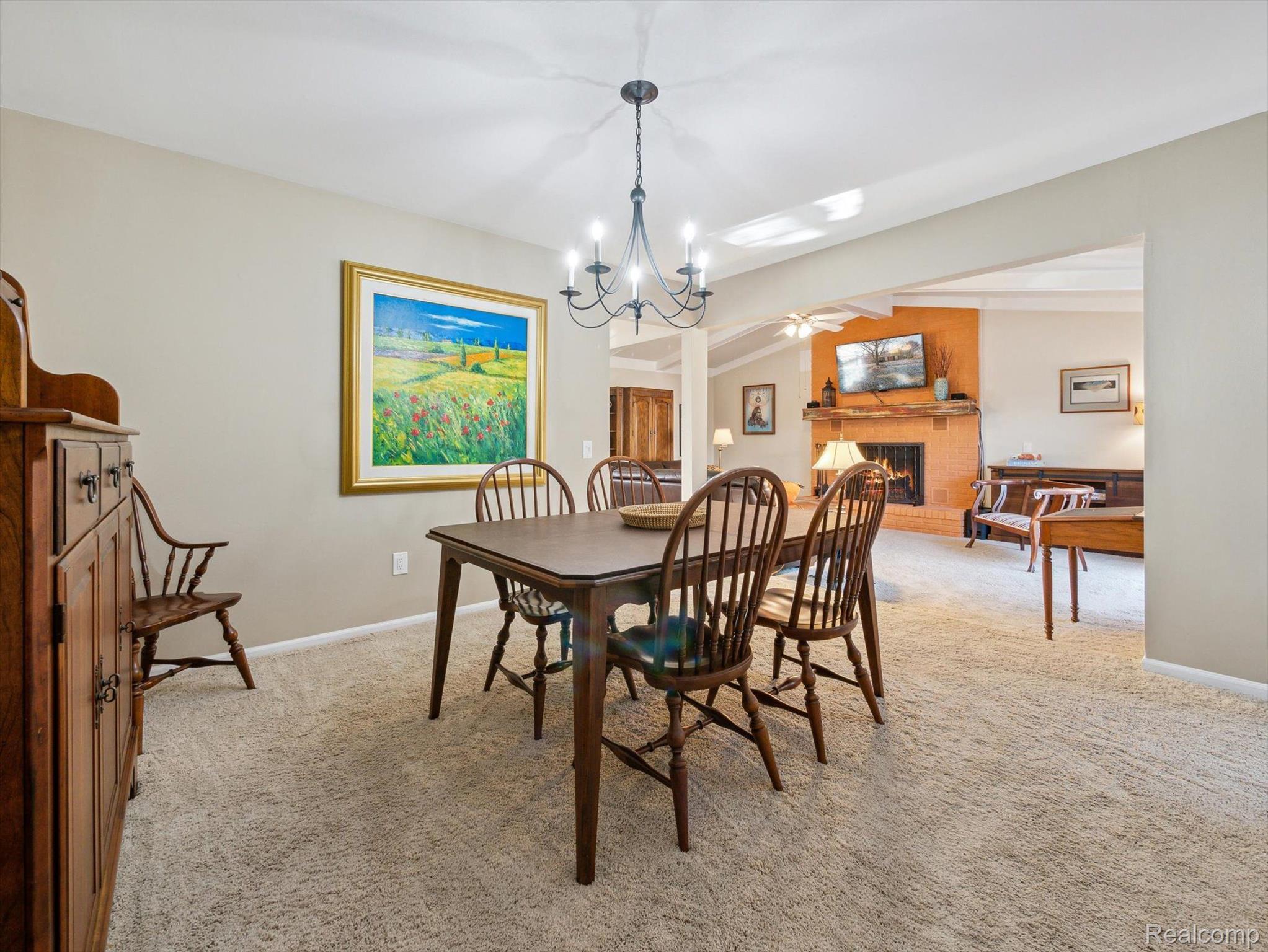 312 TANGLEWOOD Drive