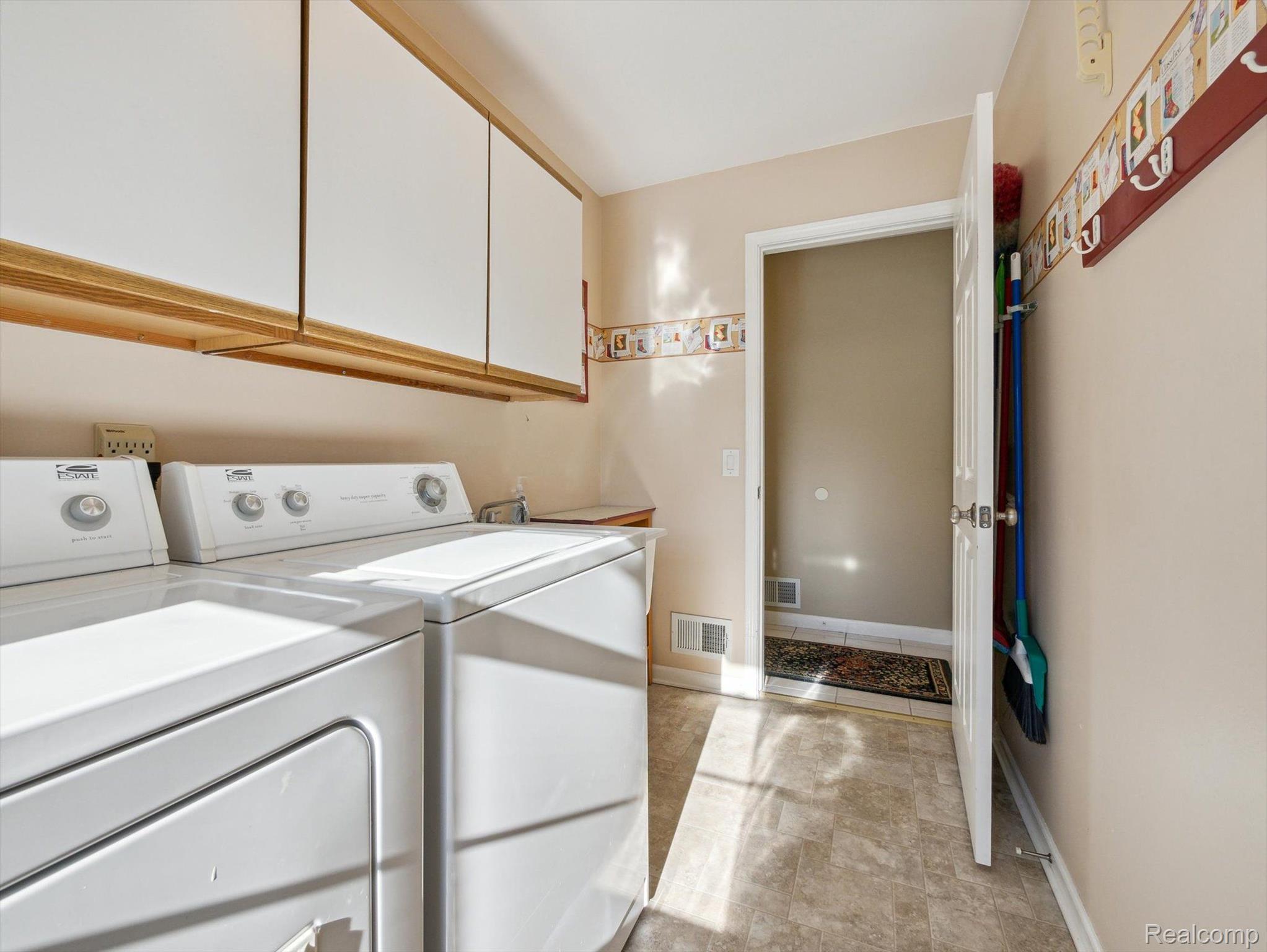 312 TANGLEWOOD Drive