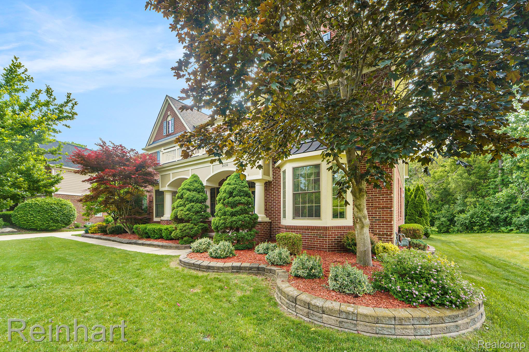 2032 Cameo Court