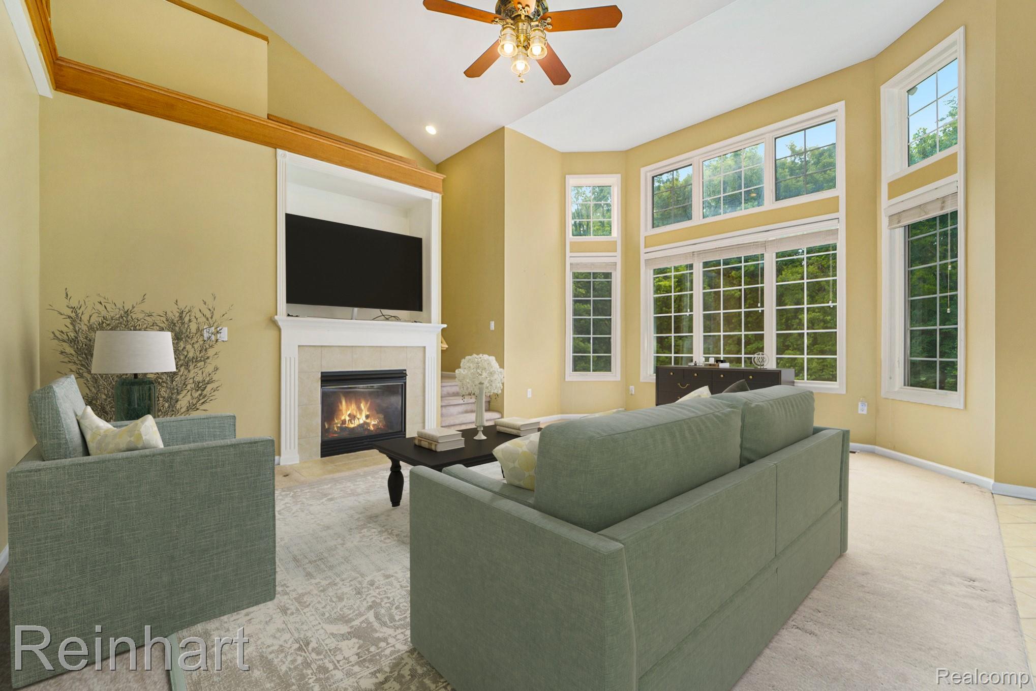 2032 Cameo Court