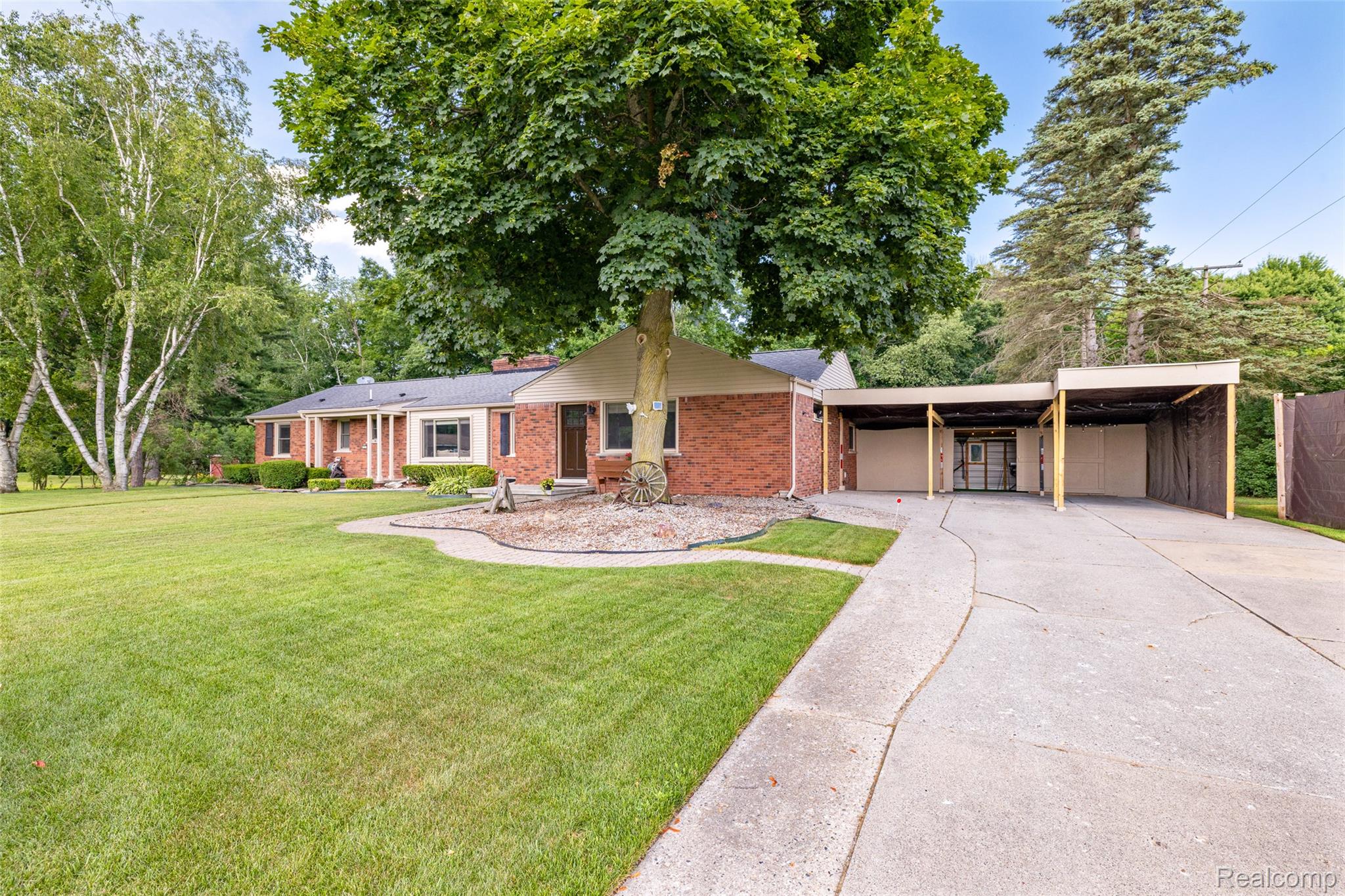 2151 Arlington Road