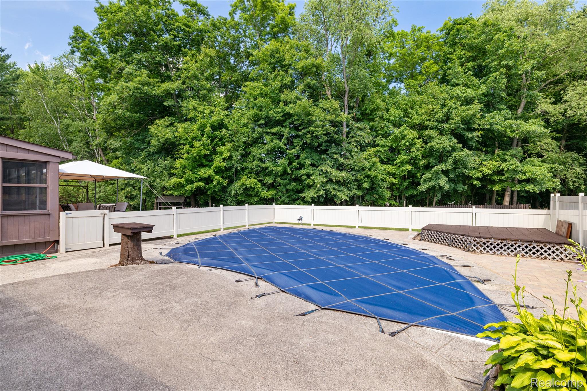 2151 Arlington Road