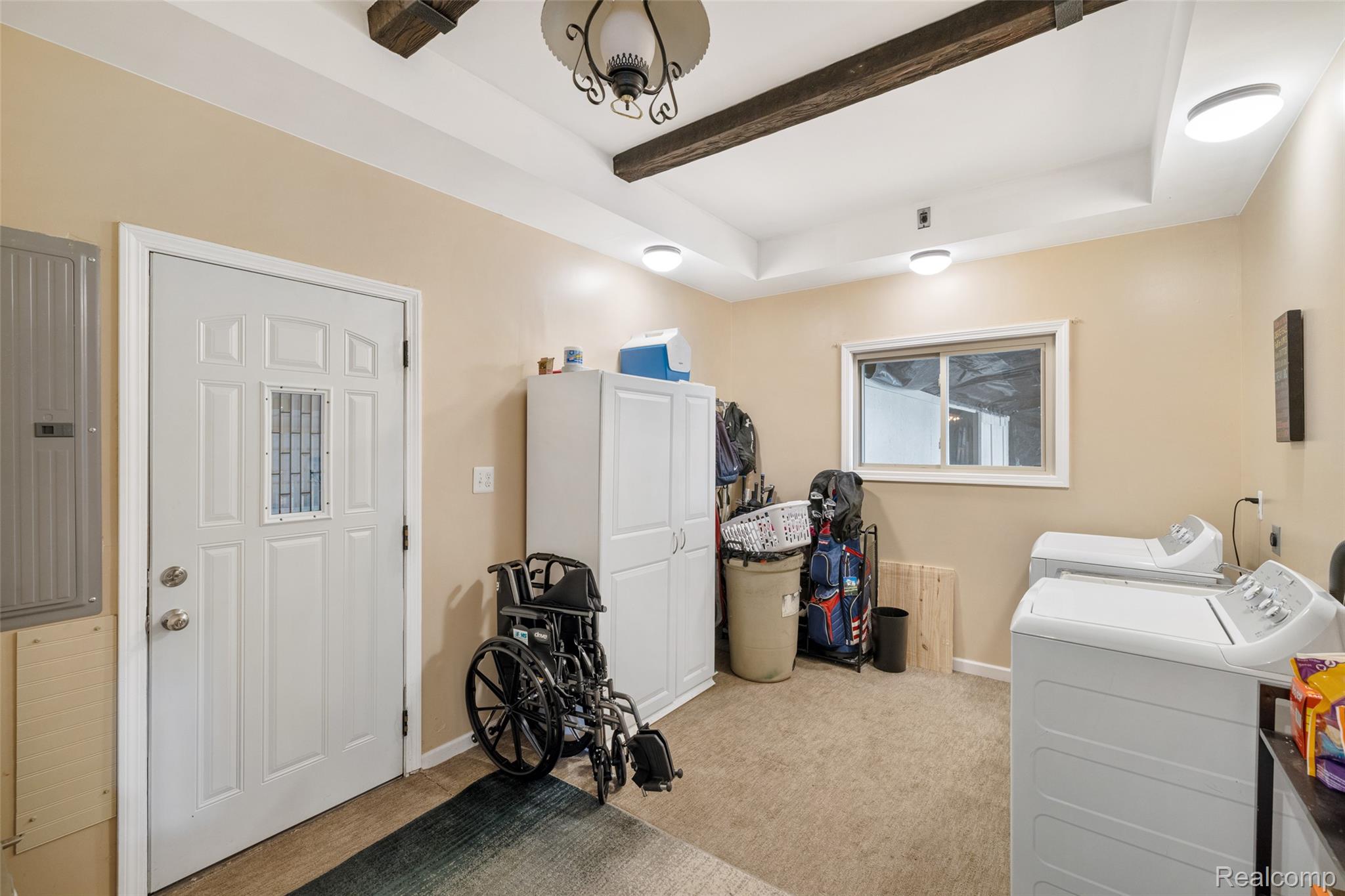 2151 Arlington Road