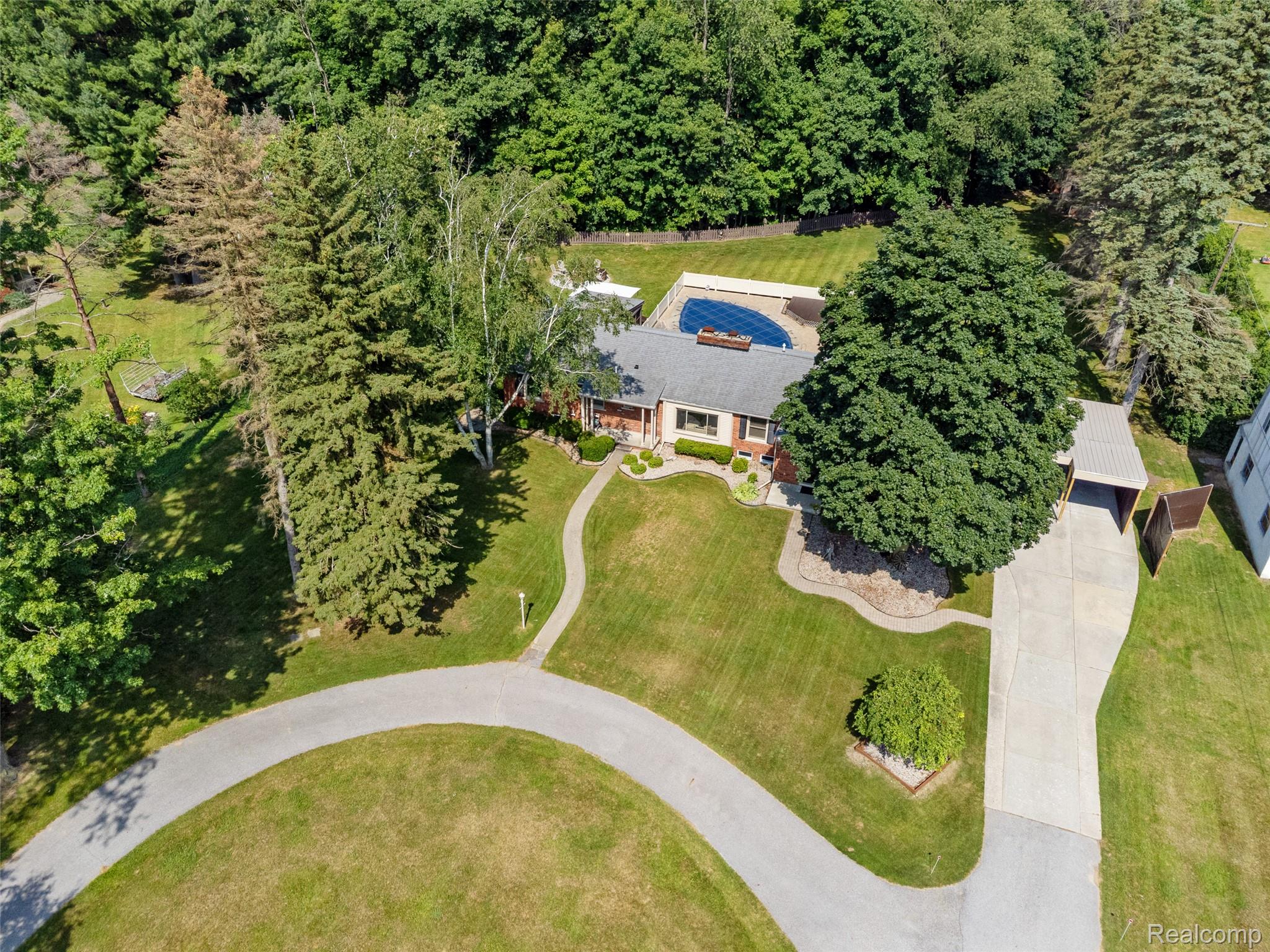 2151 Arlington Road