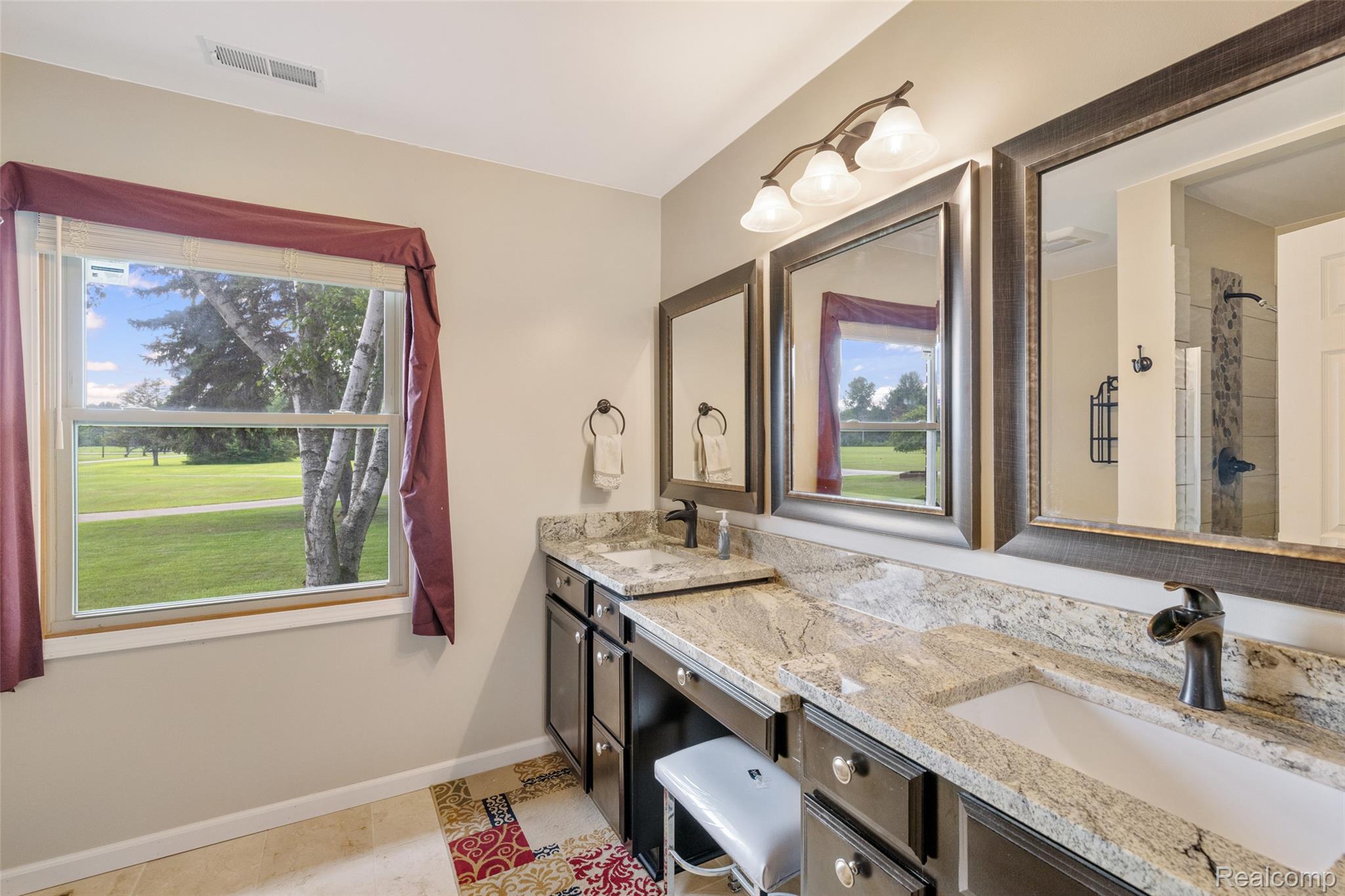 2151 Arlington Road