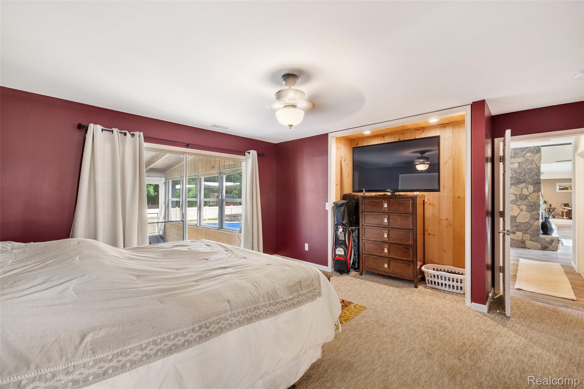 2151 Arlington Road