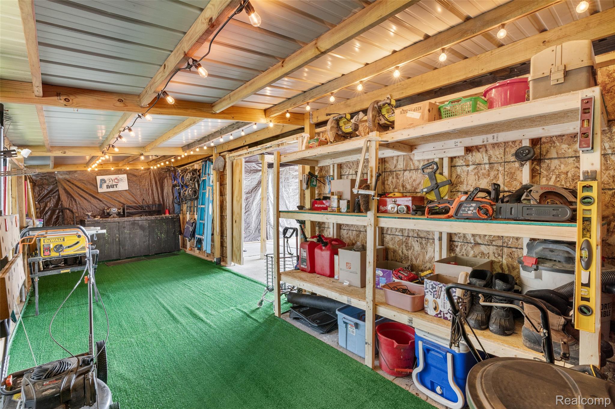2151 Arlington Road