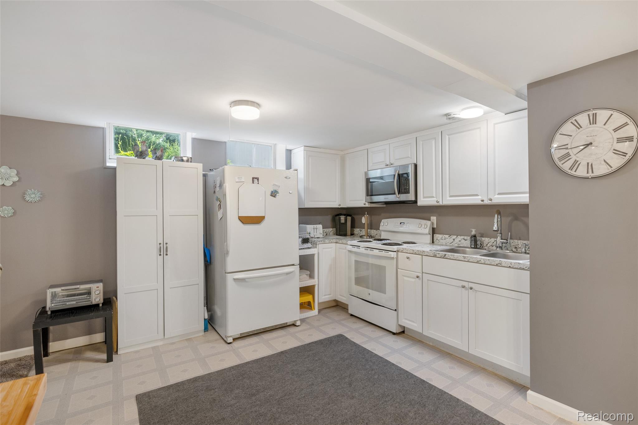 2151 Arlington Road