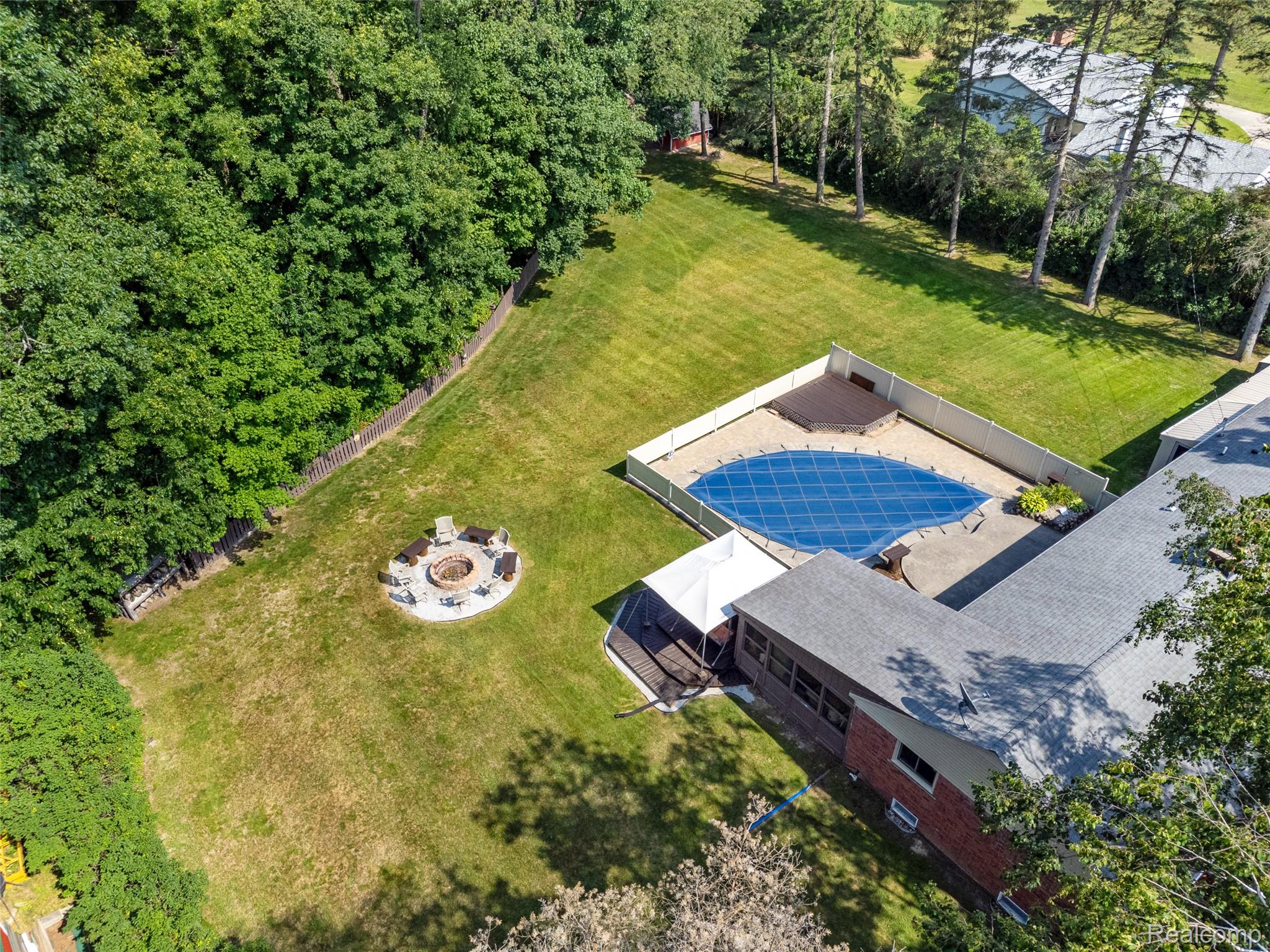 2151 Arlington Road
