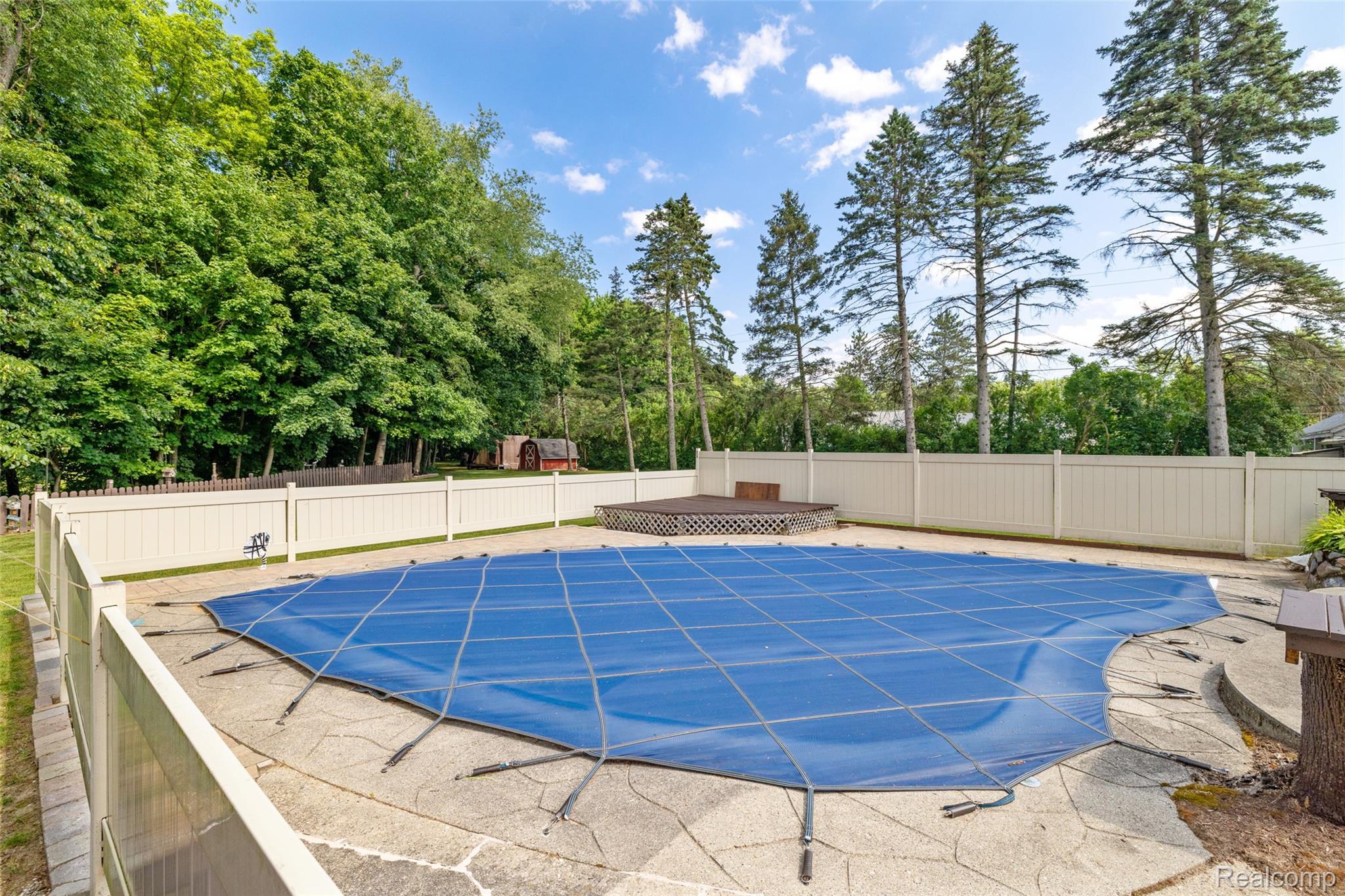 2151 Arlington Road