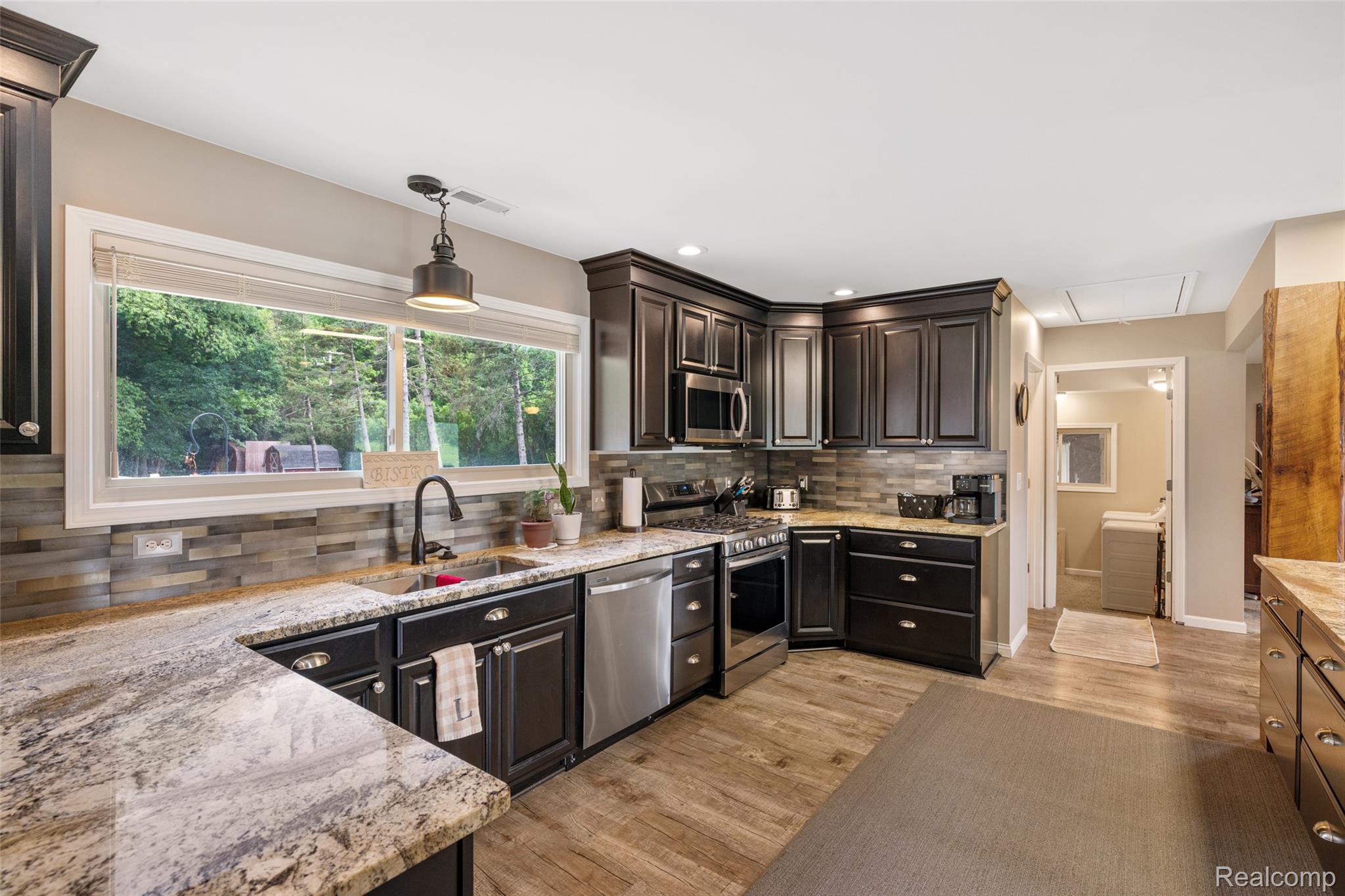 2151 Arlington Road
