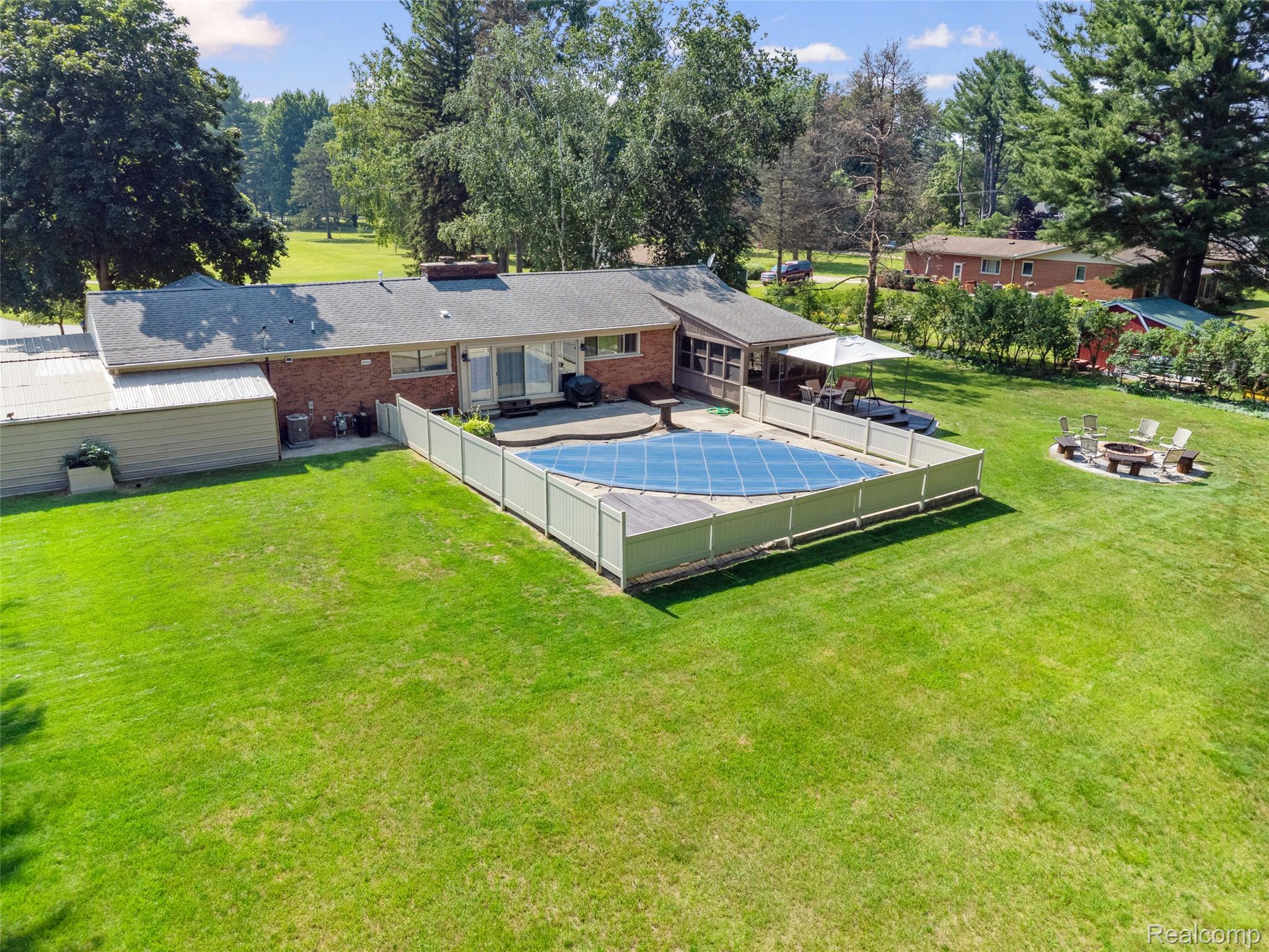 2151 Arlington Road