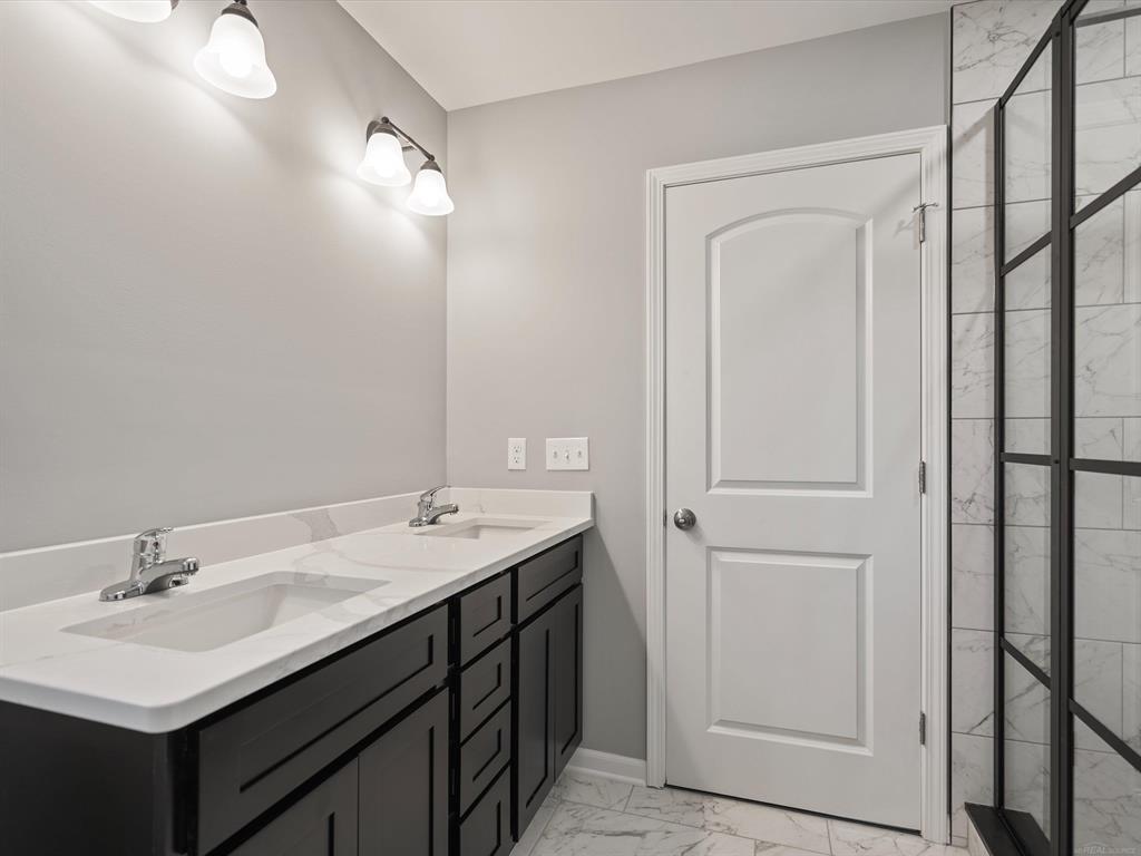 70692 Sunny Brook
