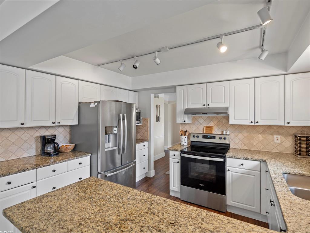 2054 Belle Vernon
