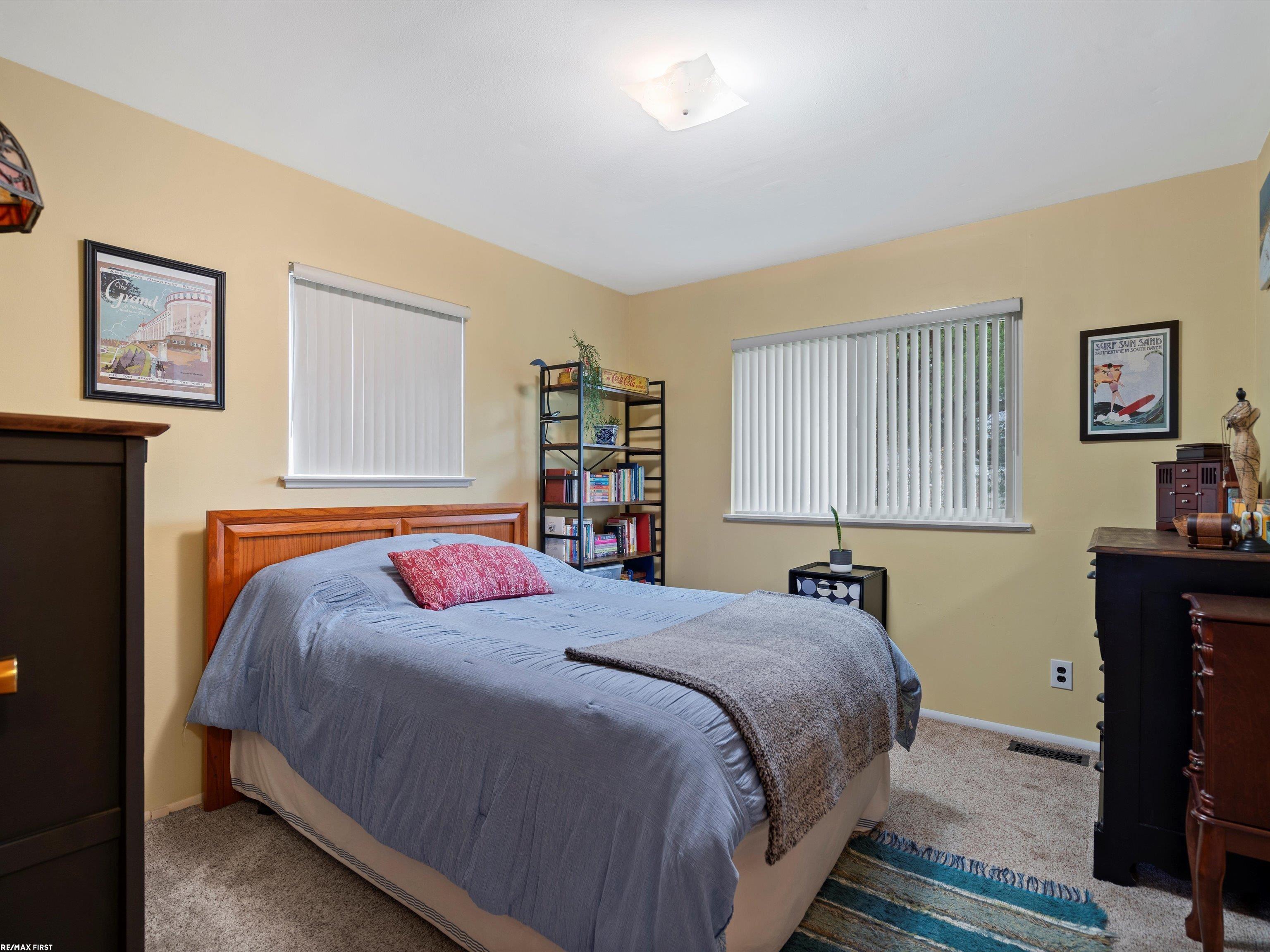 8530 Leslie Drive