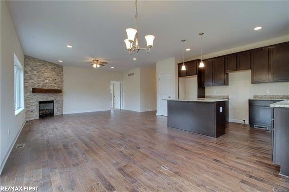 70618 Sunny Brook Lane