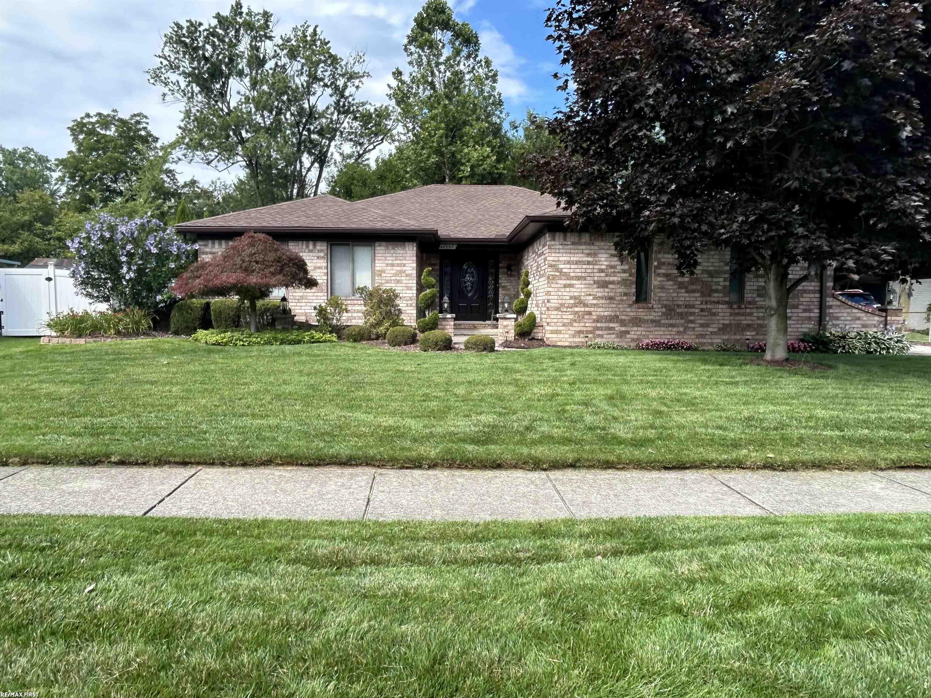 44357 Thunder Bay Drive