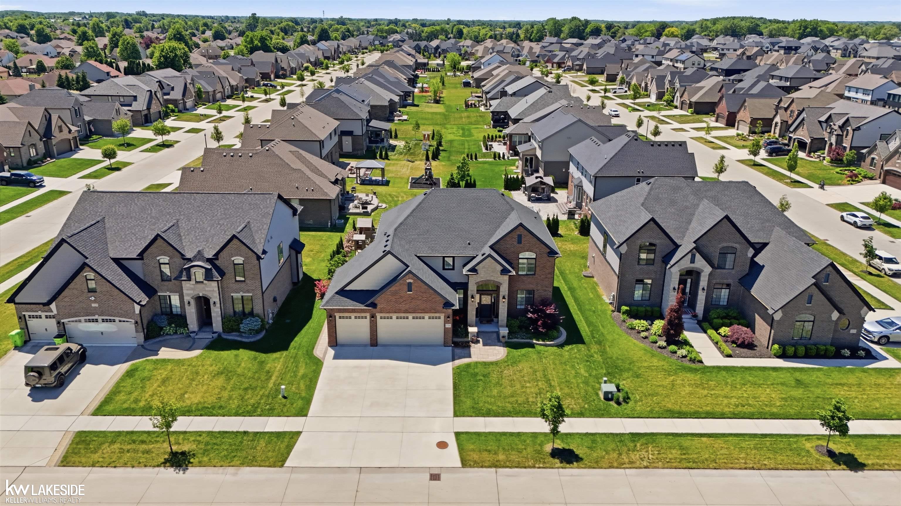 17206 Crittenden DR