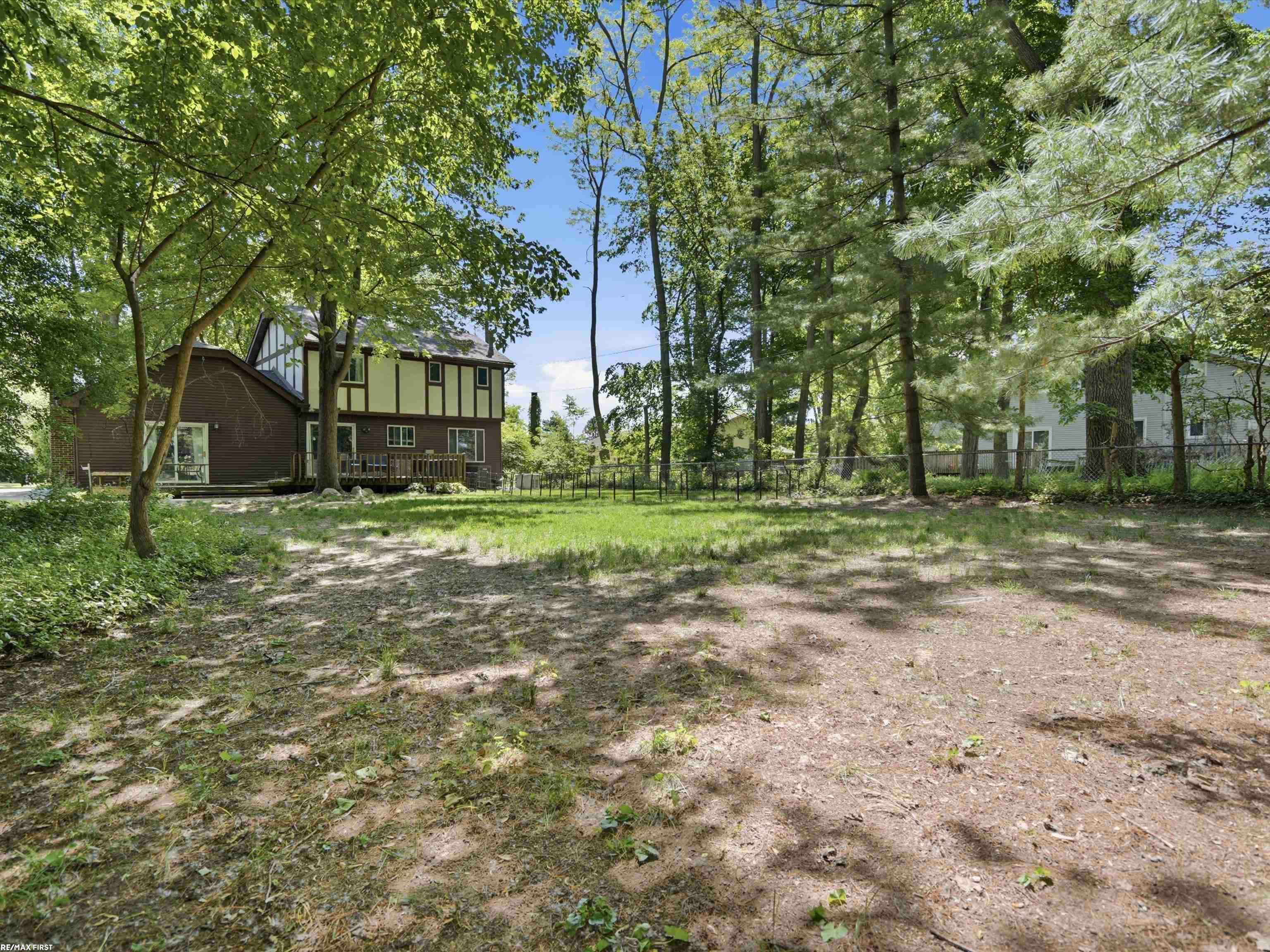 23011 Gill Rd Road