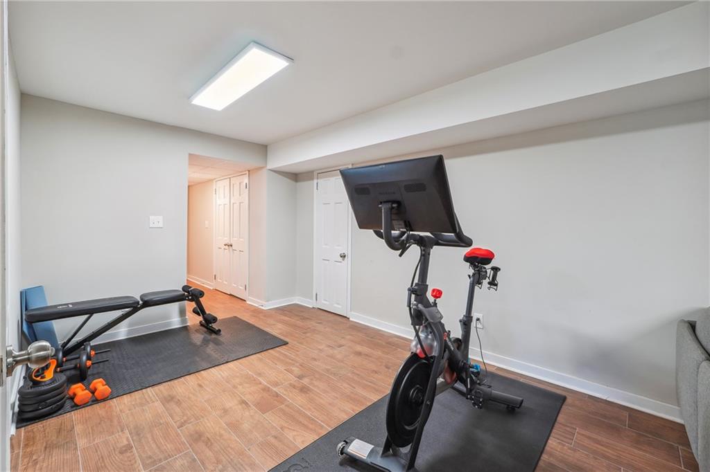 3483 GLENSFORD Drive