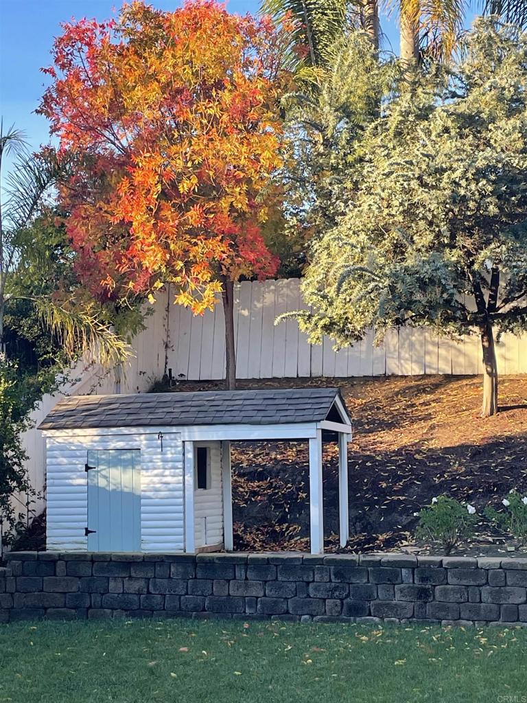 1438 Crestview Drive