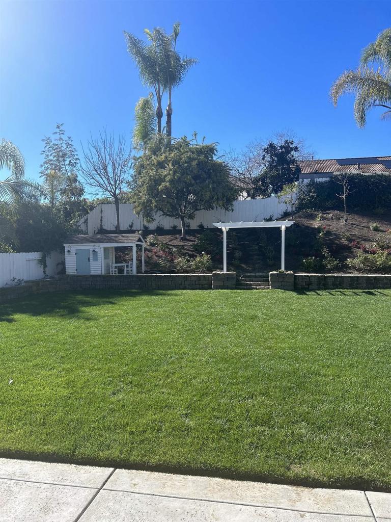 1438 Crestview Drive