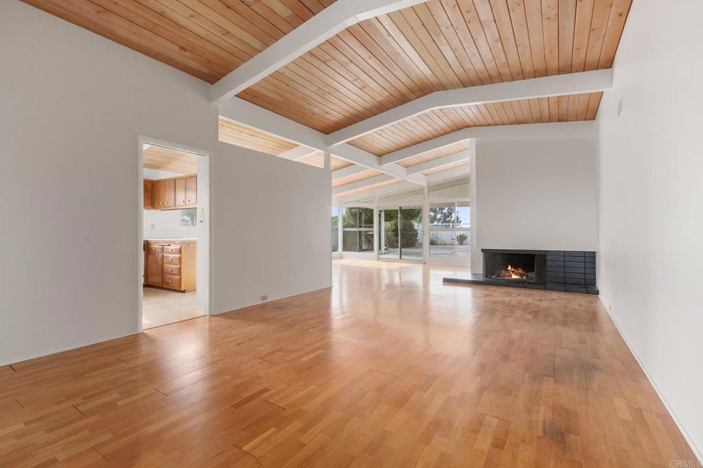 5580 Soledad Mountain Road