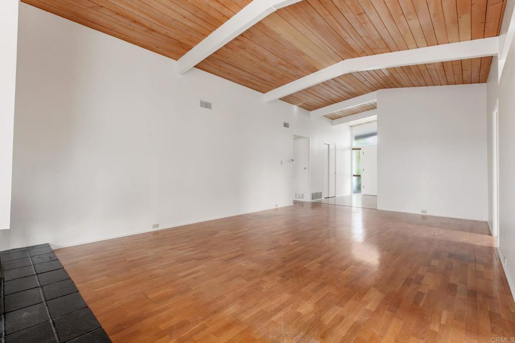 5580 Soledad Mountain Road