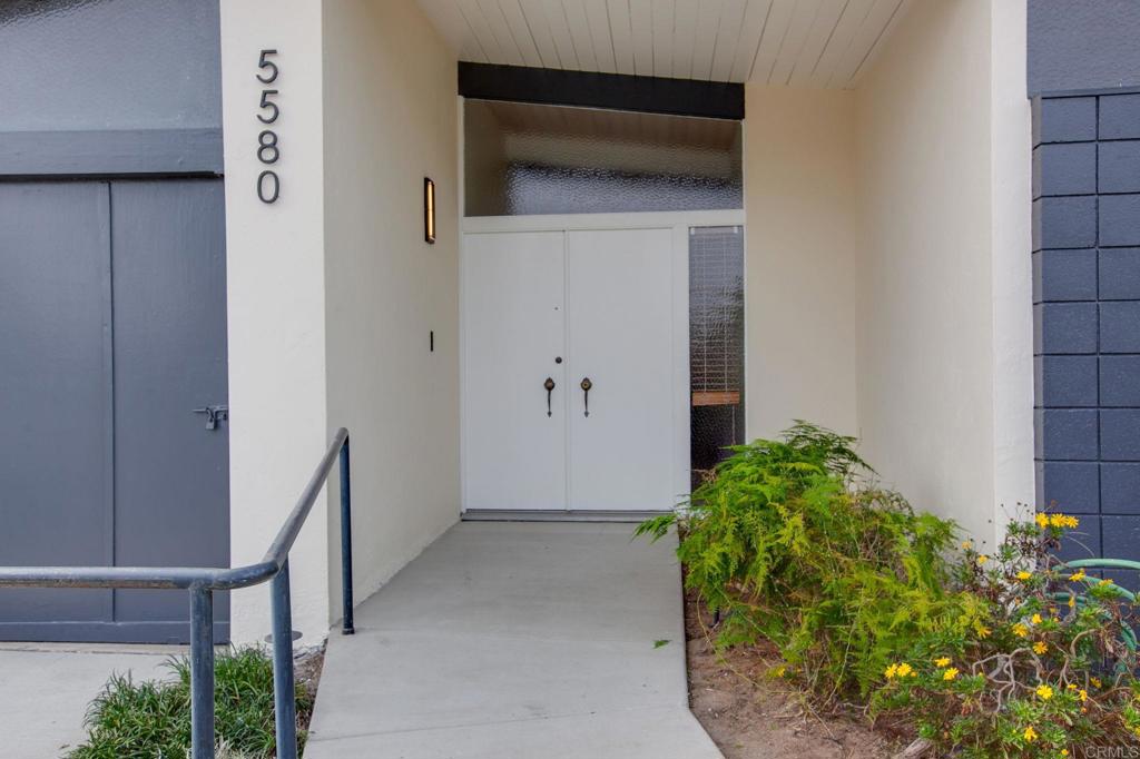 5580 Soledad Mountain Road