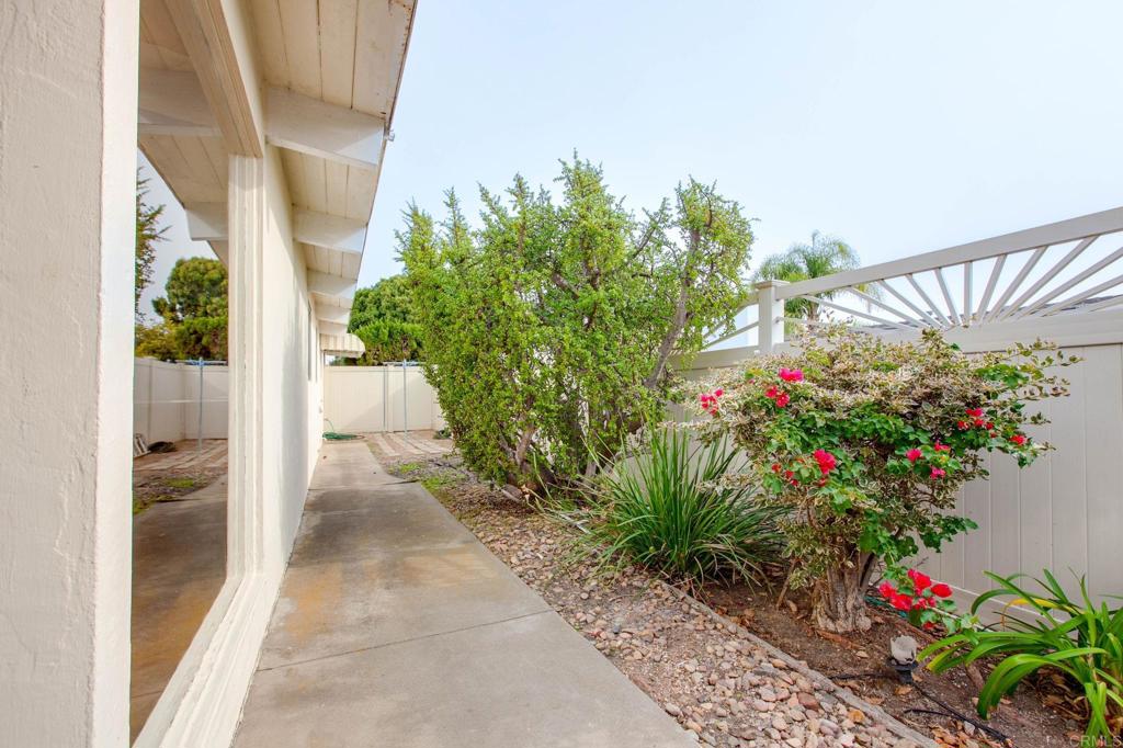 5580 Soledad Mountain Road