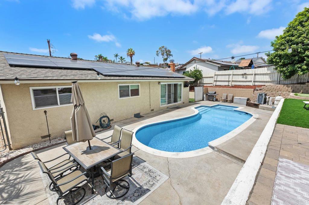 833 Halecrest Drive