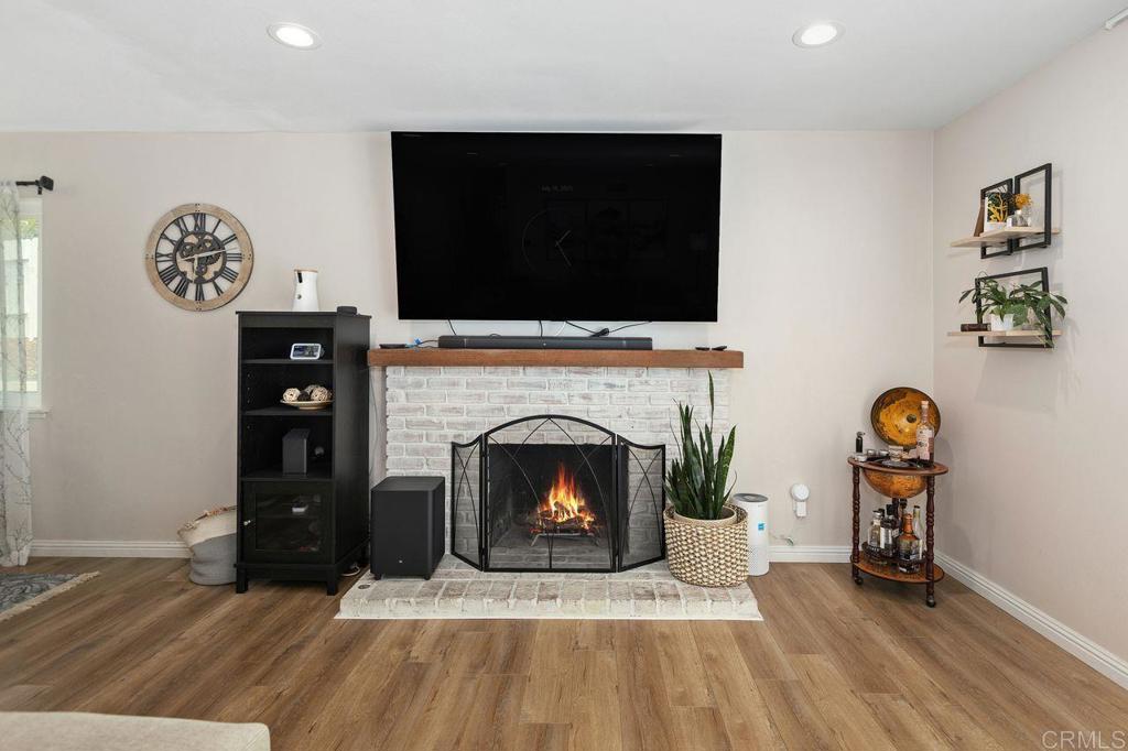 833 Halecrest Drive