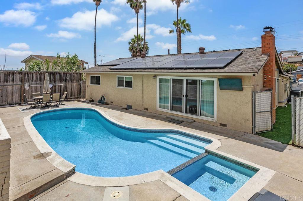 833 Halecrest Drive
