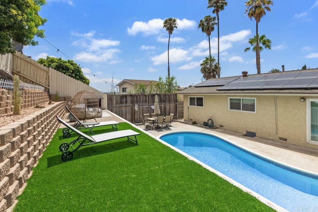 833 Halecrest Drive