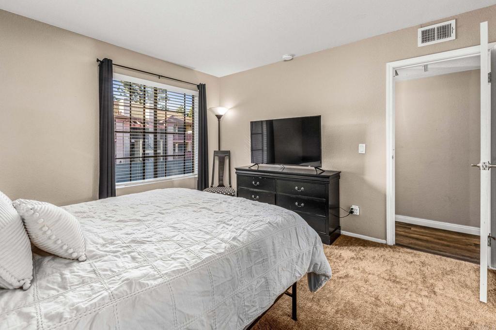 12067 Alta Carmel Court 76