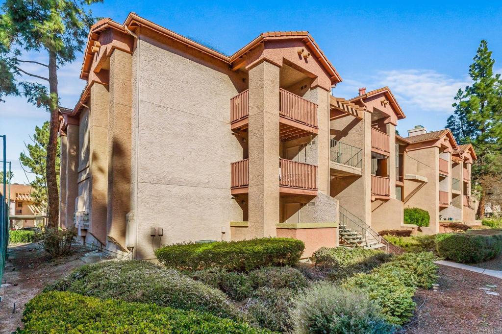 12067 Alta Carmel Court 76