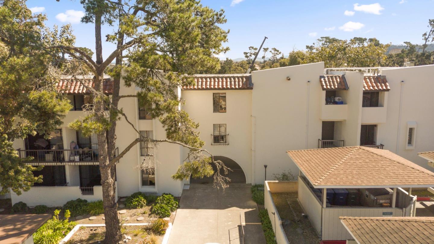 500 Glenwood CIR 2110