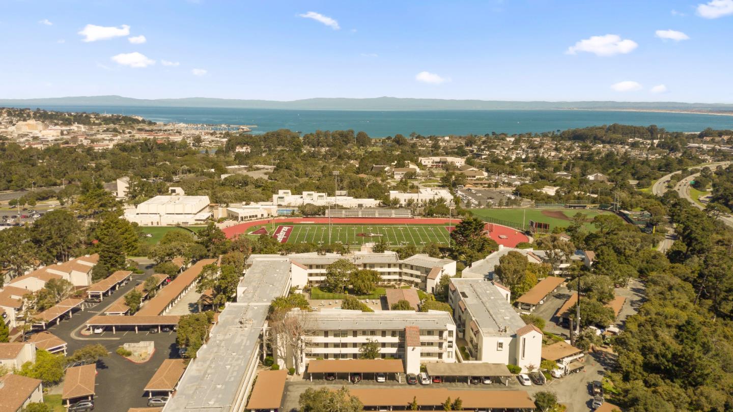 500 Glenwood CIR 2110