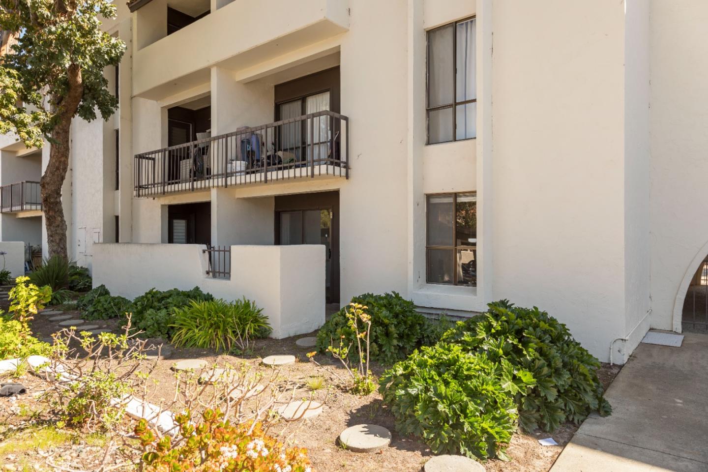 500 Glenwood CIR 2110