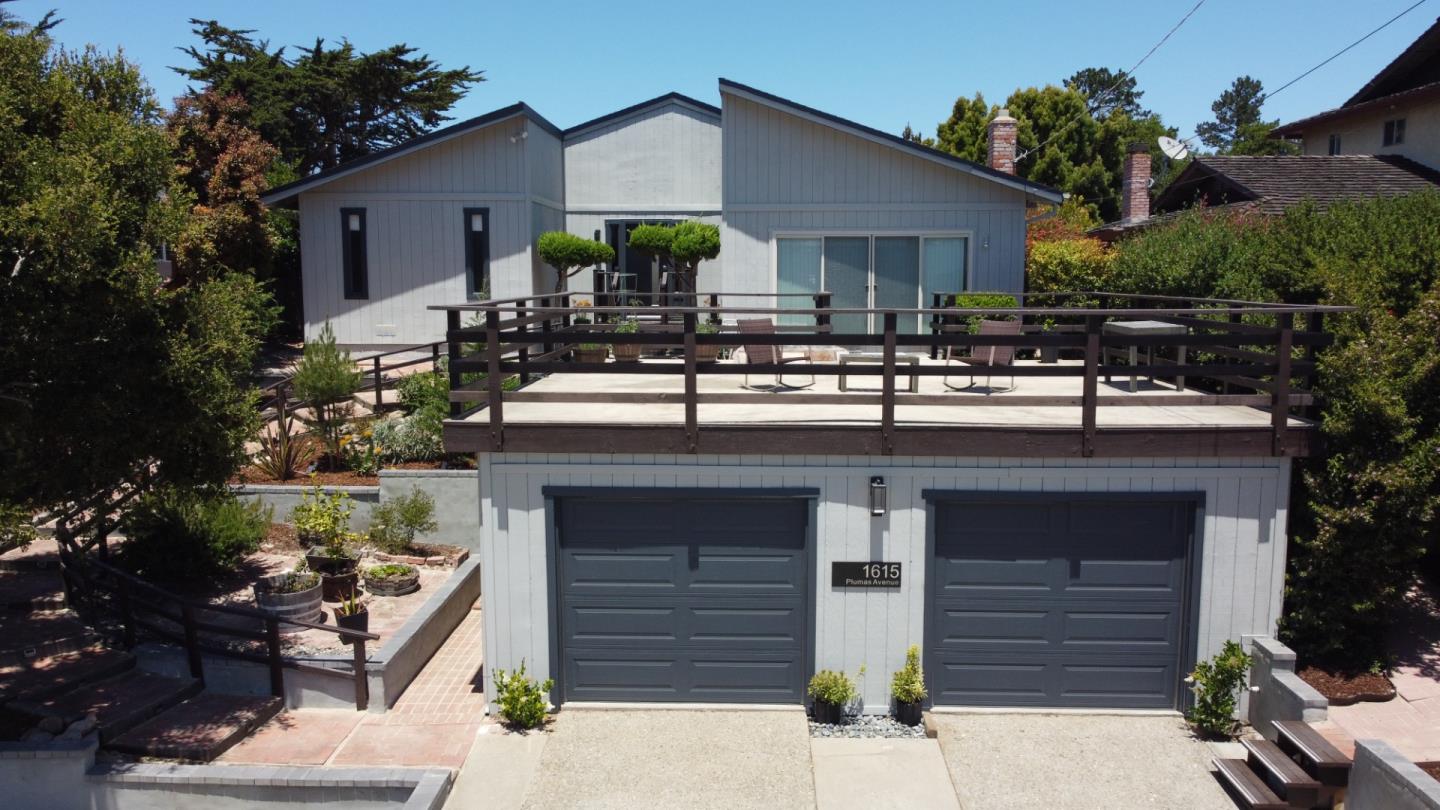 1615 Plumas AVE