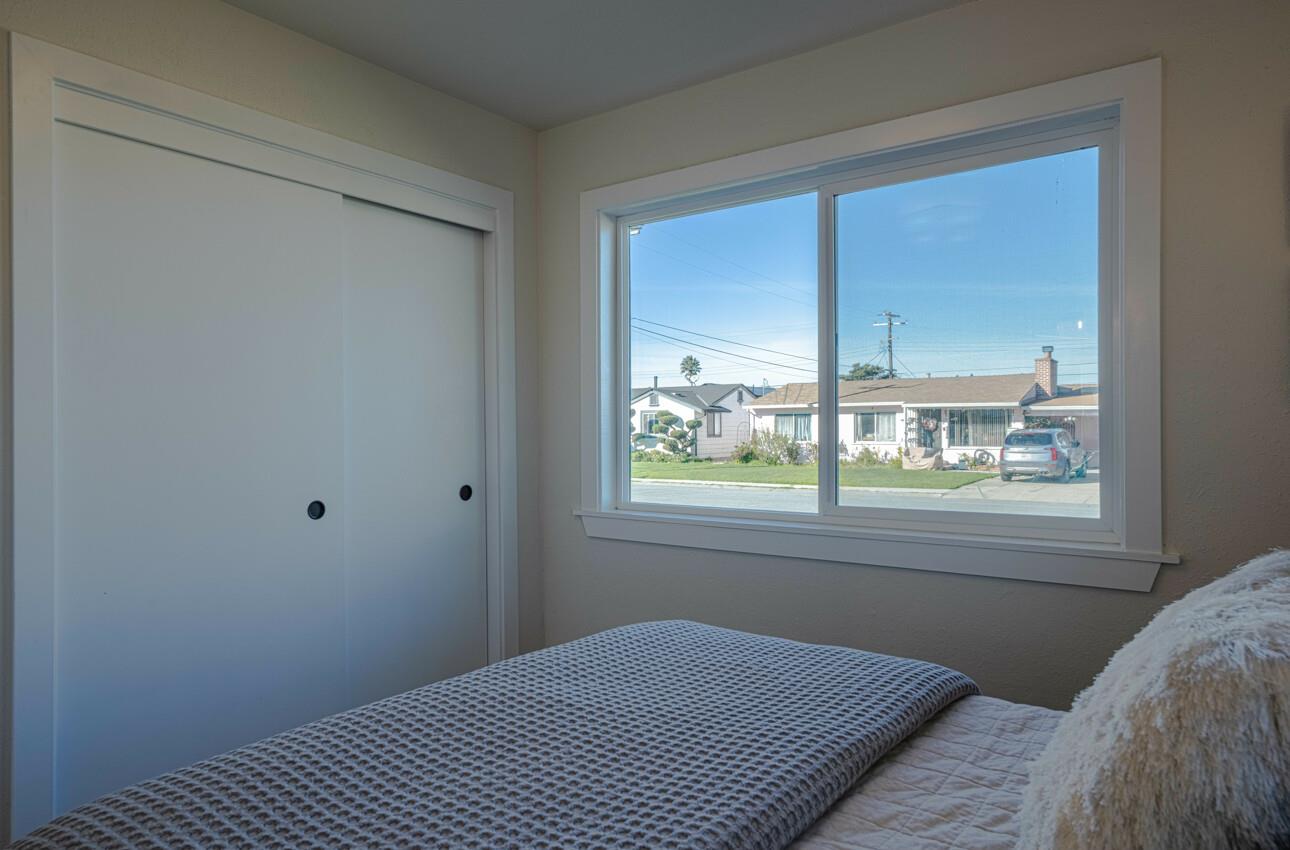 16 Sharon DR