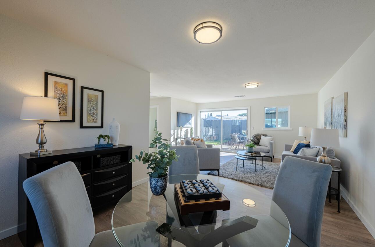 16 Sharon DR
